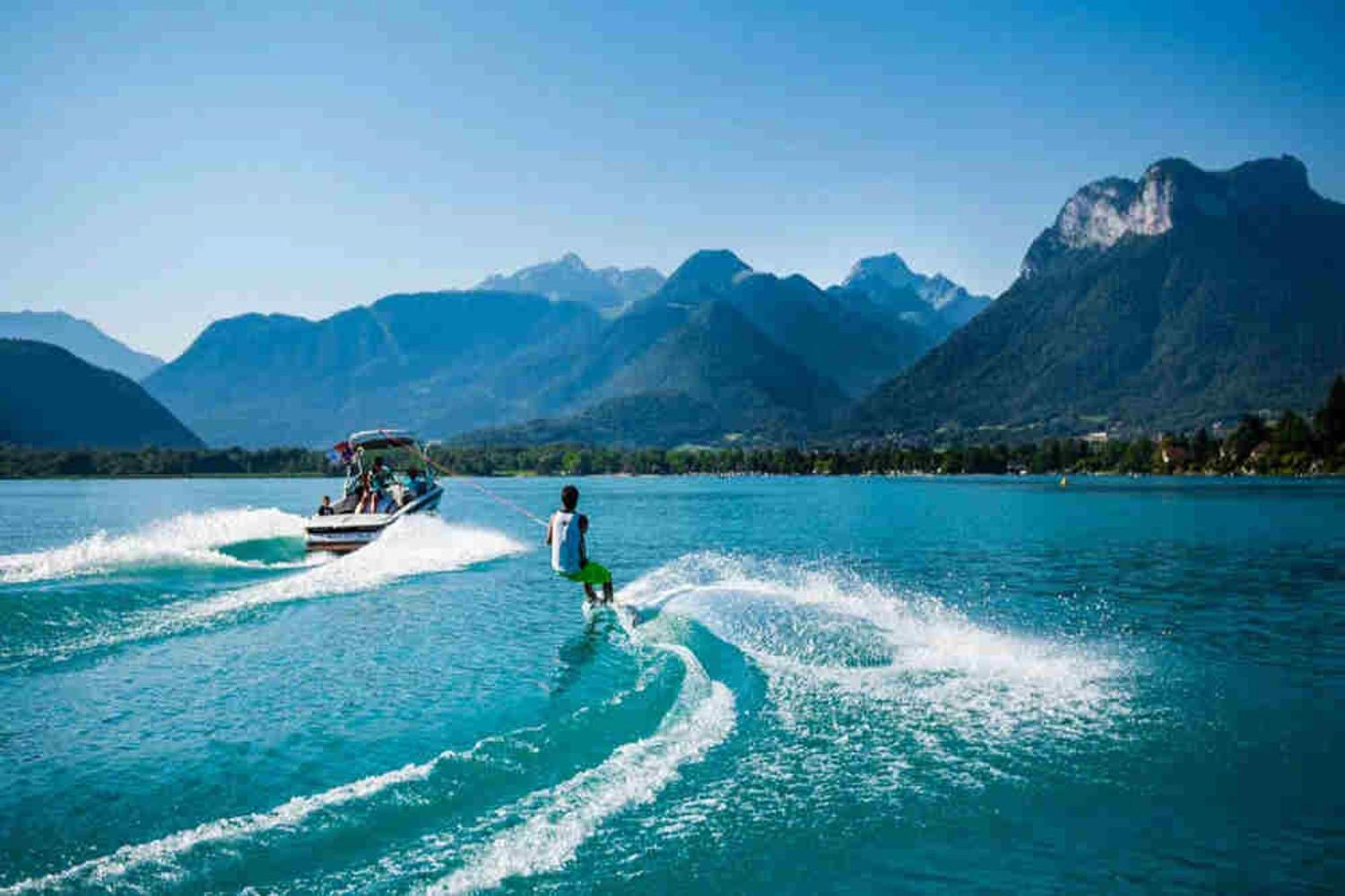 Le Bleu Du Lac 3 Etoiles - Secteur Recherche, Calme & Familiale, A 300M Du Lac & De La Vieille Ville, Garage Prive アヌシー エクステリア 写真