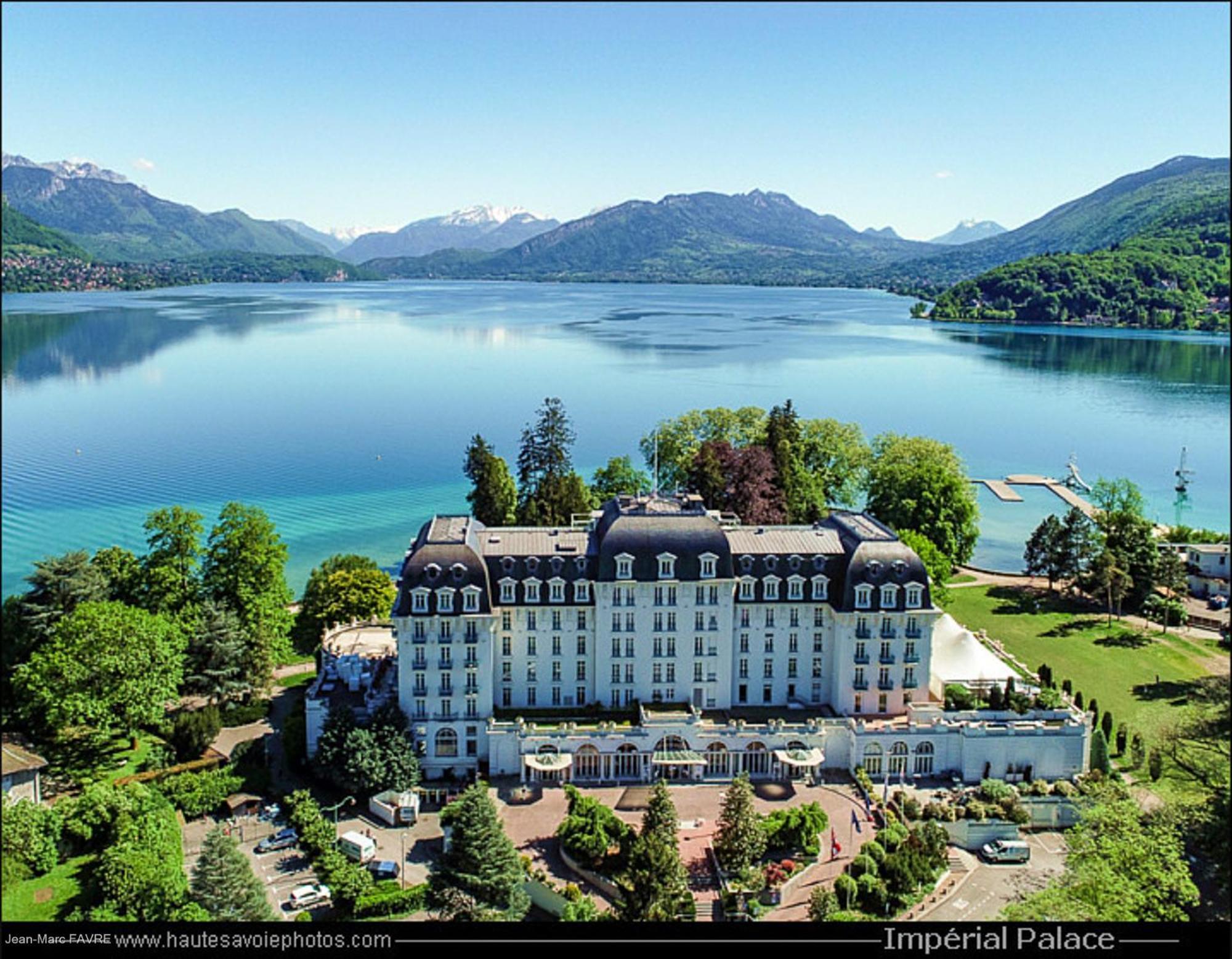 Le Bleu Du Lac 3 Etoiles - Secteur Recherche, Calme & Familiale, A 300M Du Lac & De La Vieille Ville, Garage Prive アヌシー エクステリア 写真